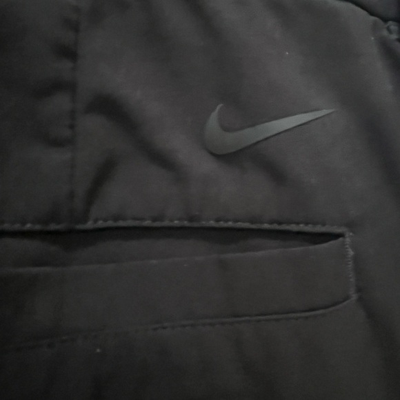 Nike Golf Men's Black Flat Front Shorts - Picture 3 of 7